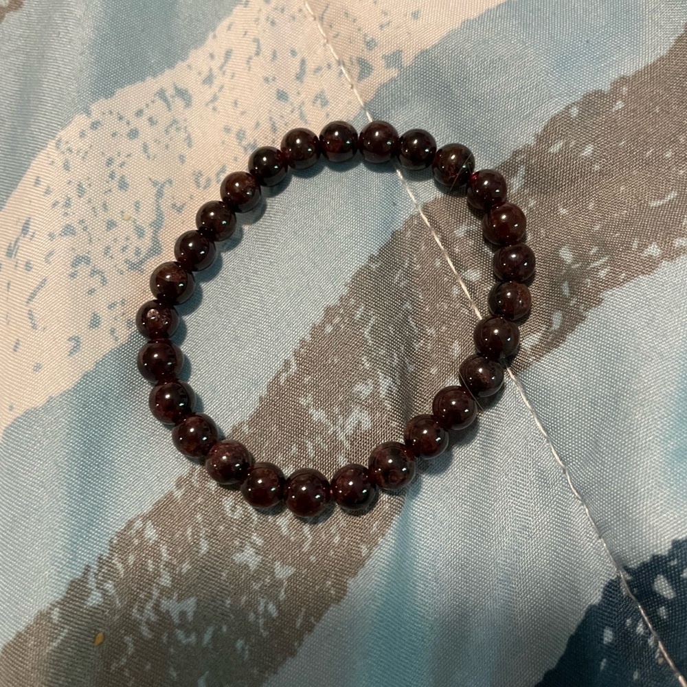 Elegant Garnet Beaded Bracelet